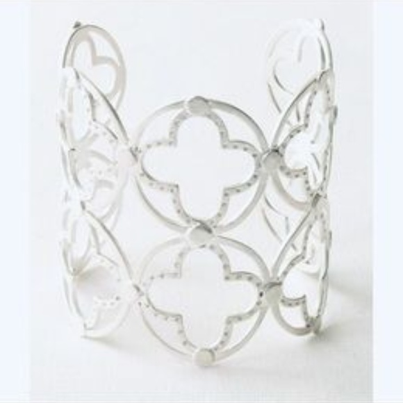 Stella & Dot Jewelry - :: Stella & Dot | Retired RARE Bold Silver Clover Quatrefoil Power Cuff